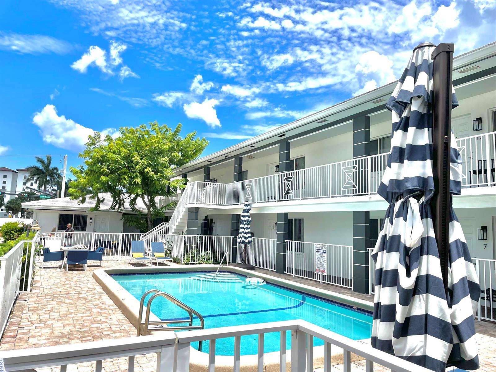 330 W Camino Real # 7, Boca Raton FL 33432