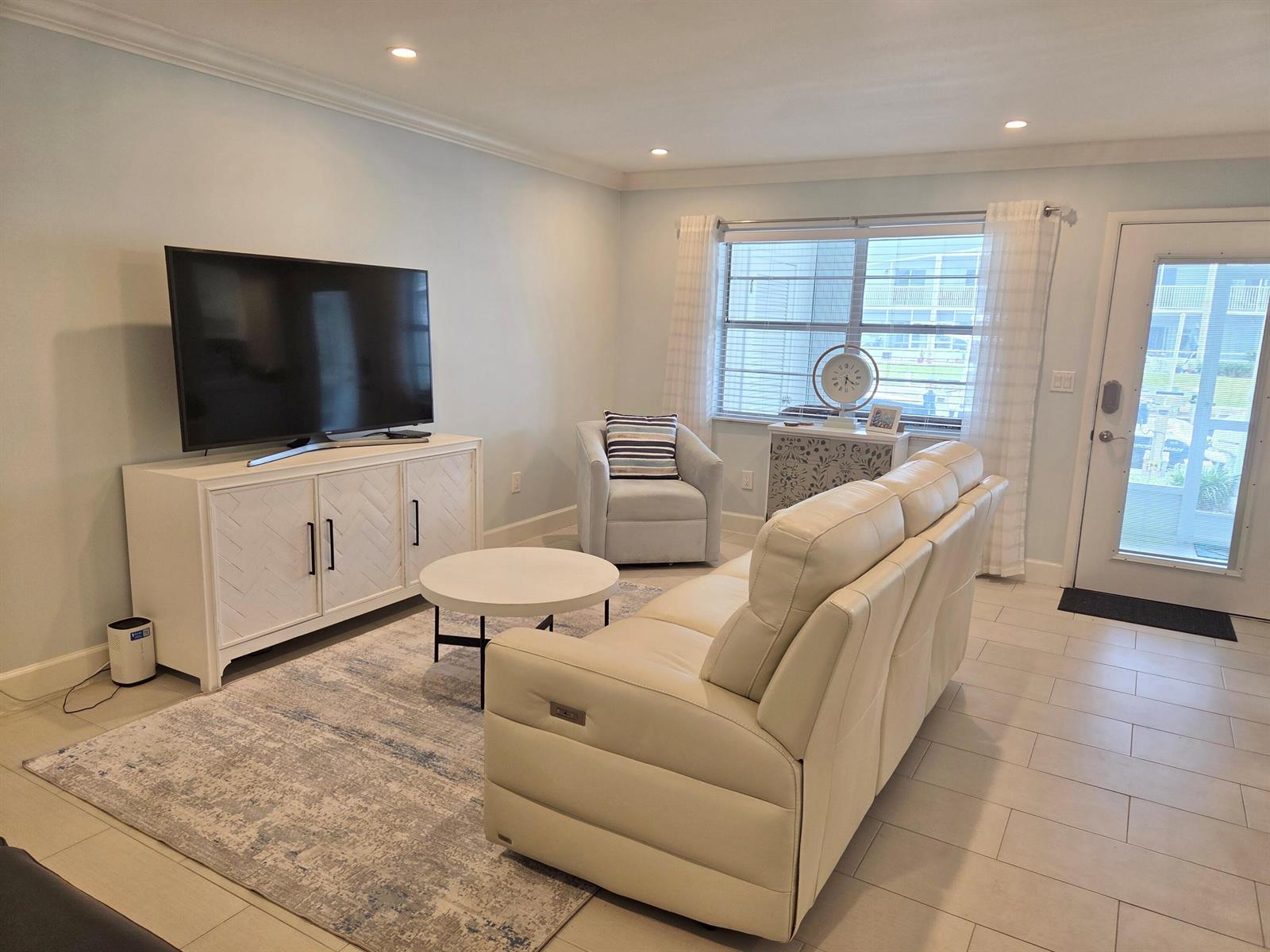 110 Shore Court # B, North Palm Beach FL 33408