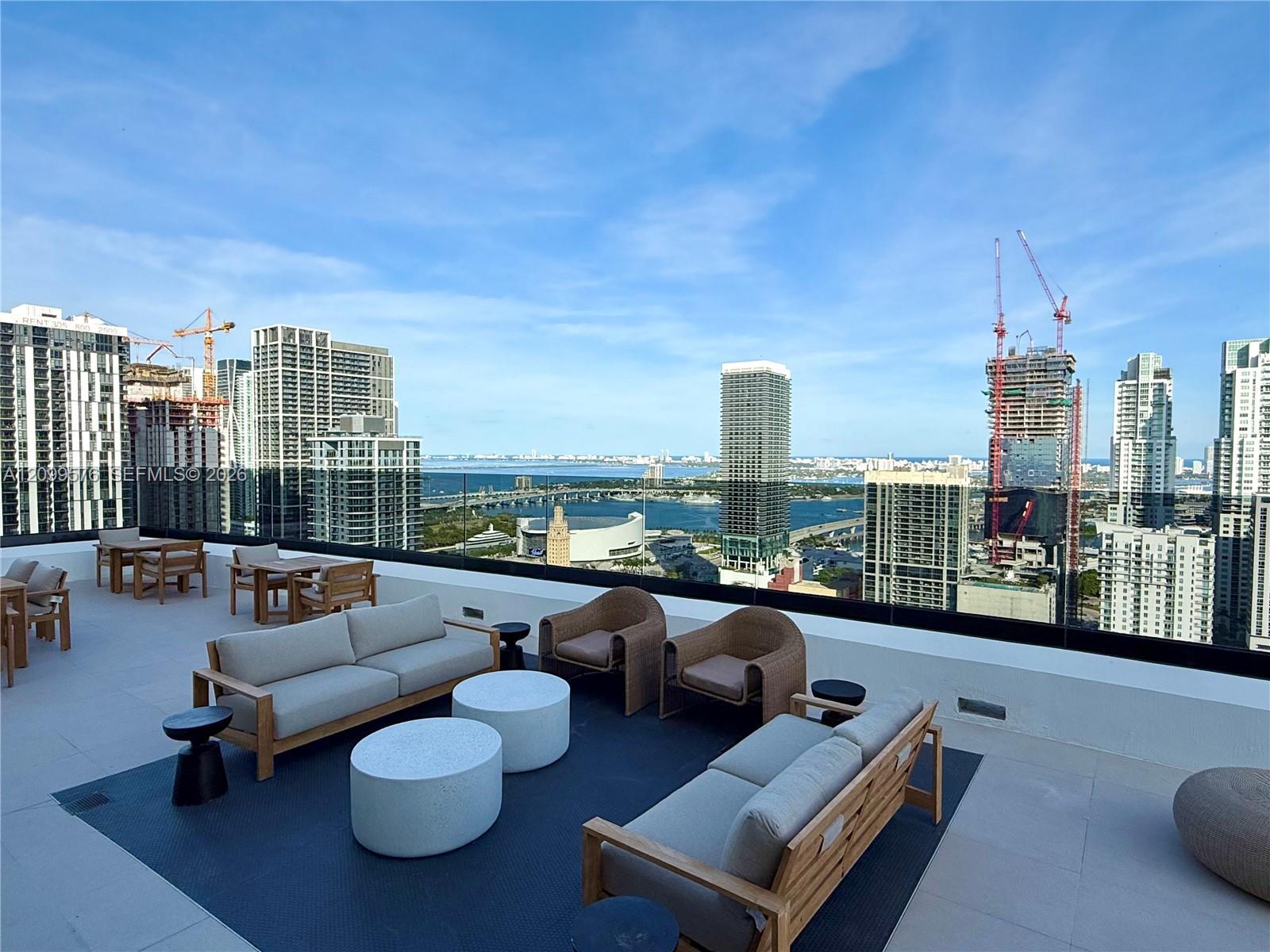 225 N Miami Ave # 1604, Miami FL 33128