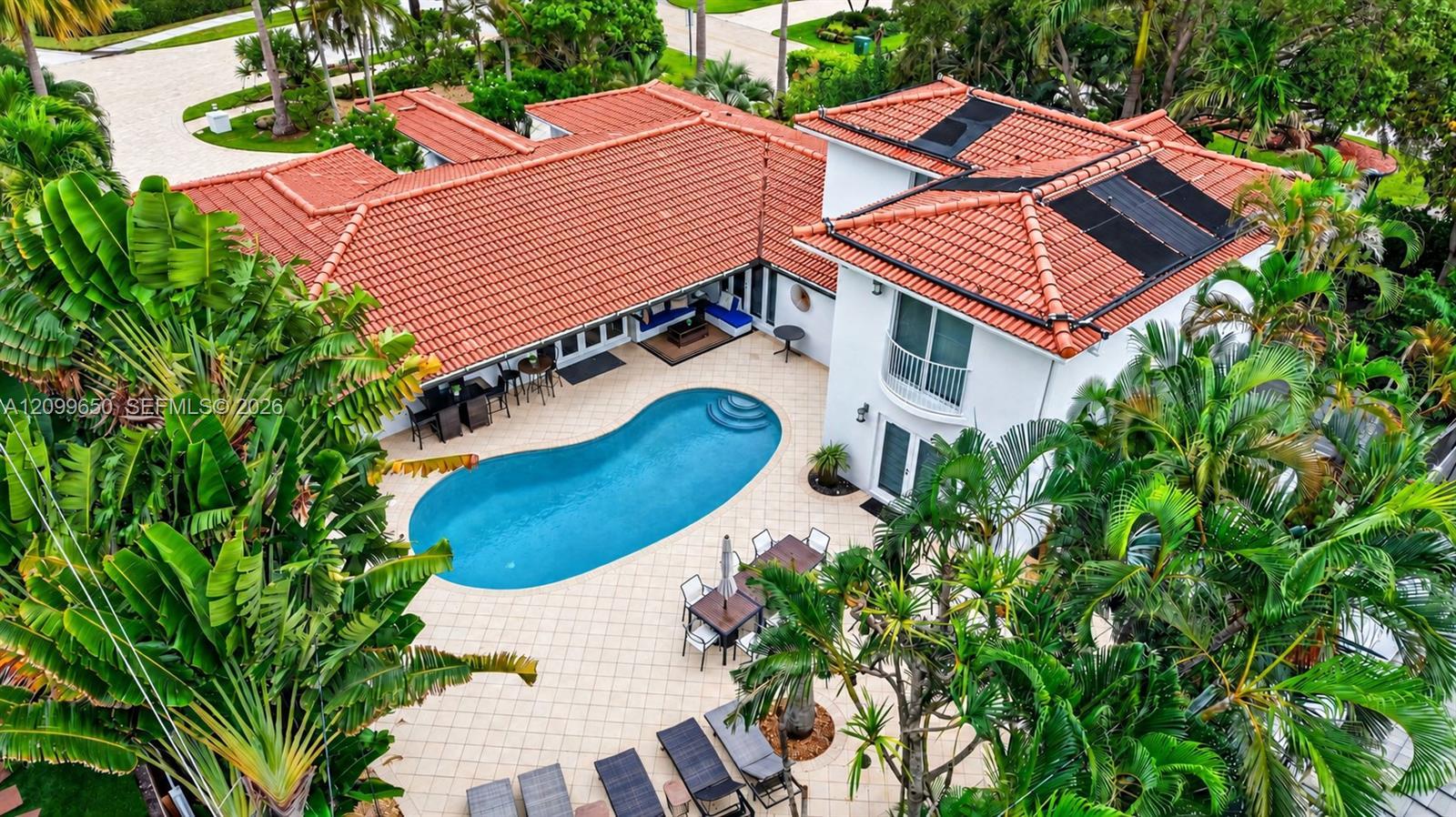4101 Bayview Dr, Fort Lauderdale FL 33308