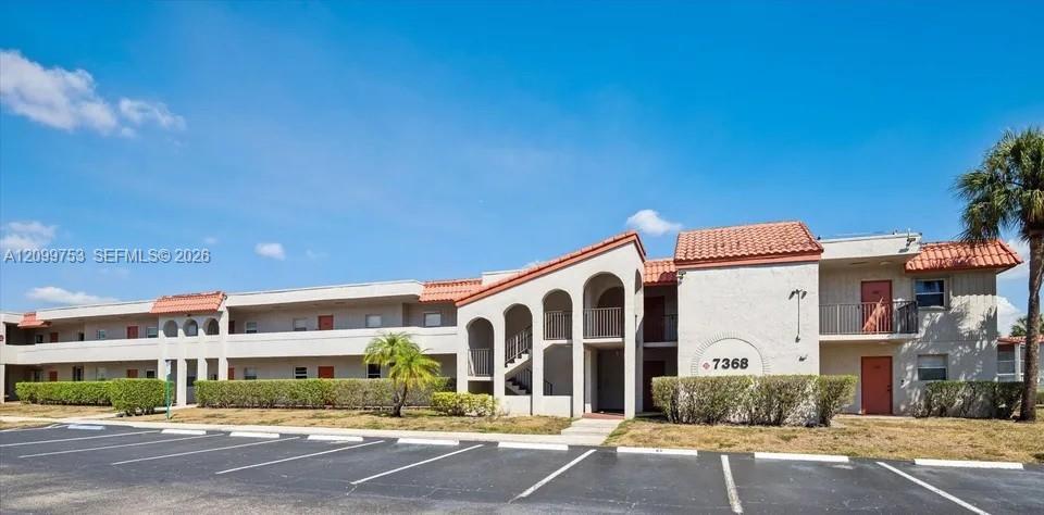 7368 Woodmont Ave # 105, Tamarac FL 33321