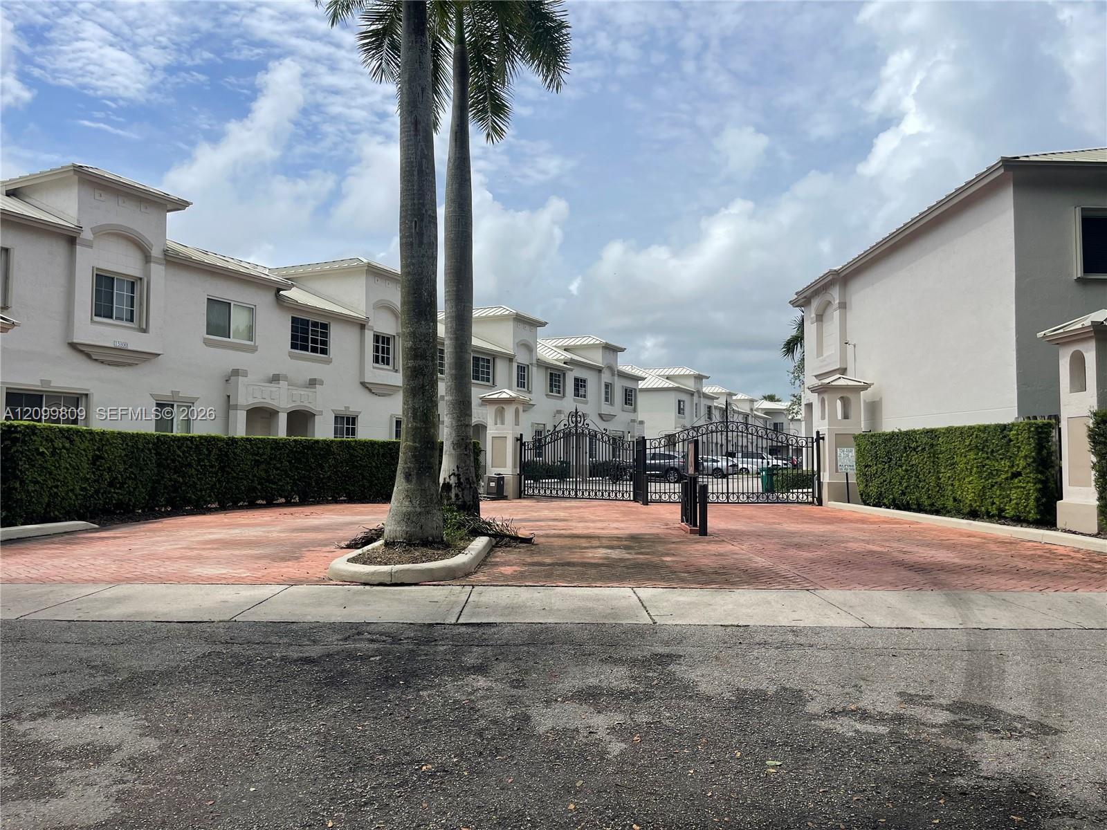 15720 SW 92nd Ave # 4A, Palmetto Bay FL 33157