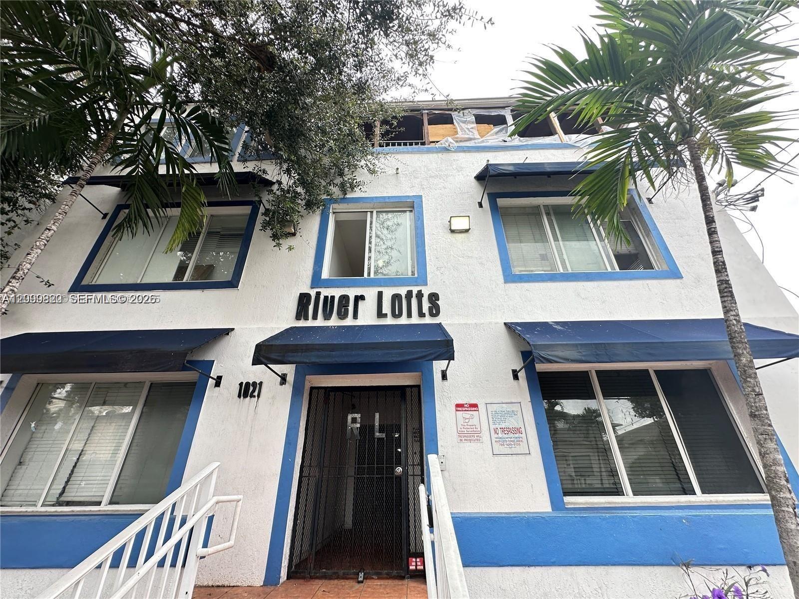 1021 NW 3rd St # 206, Miami FL 33128