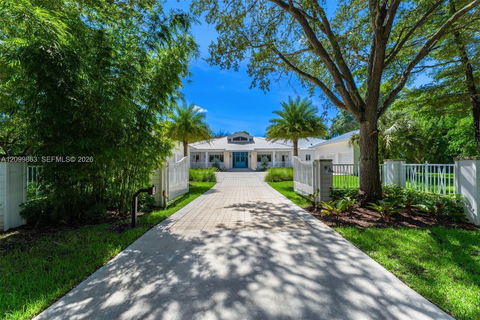 7900 SW 118th St, Pinecrest FL 33156
