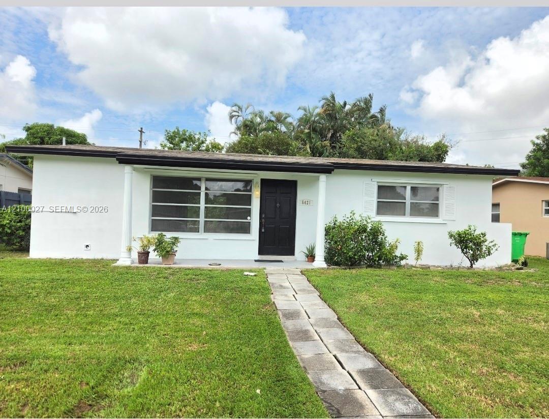 6421 NW 26th St, Sunrise FL 33313