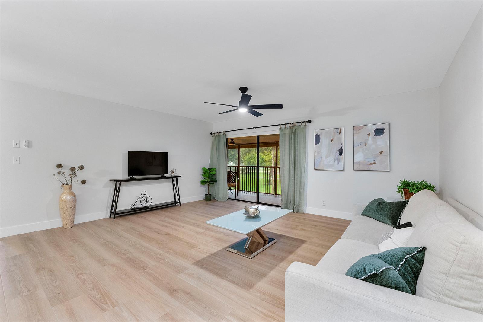 195 DEER CREEK Boulevard # 807, Deerfield Beach FL 33442