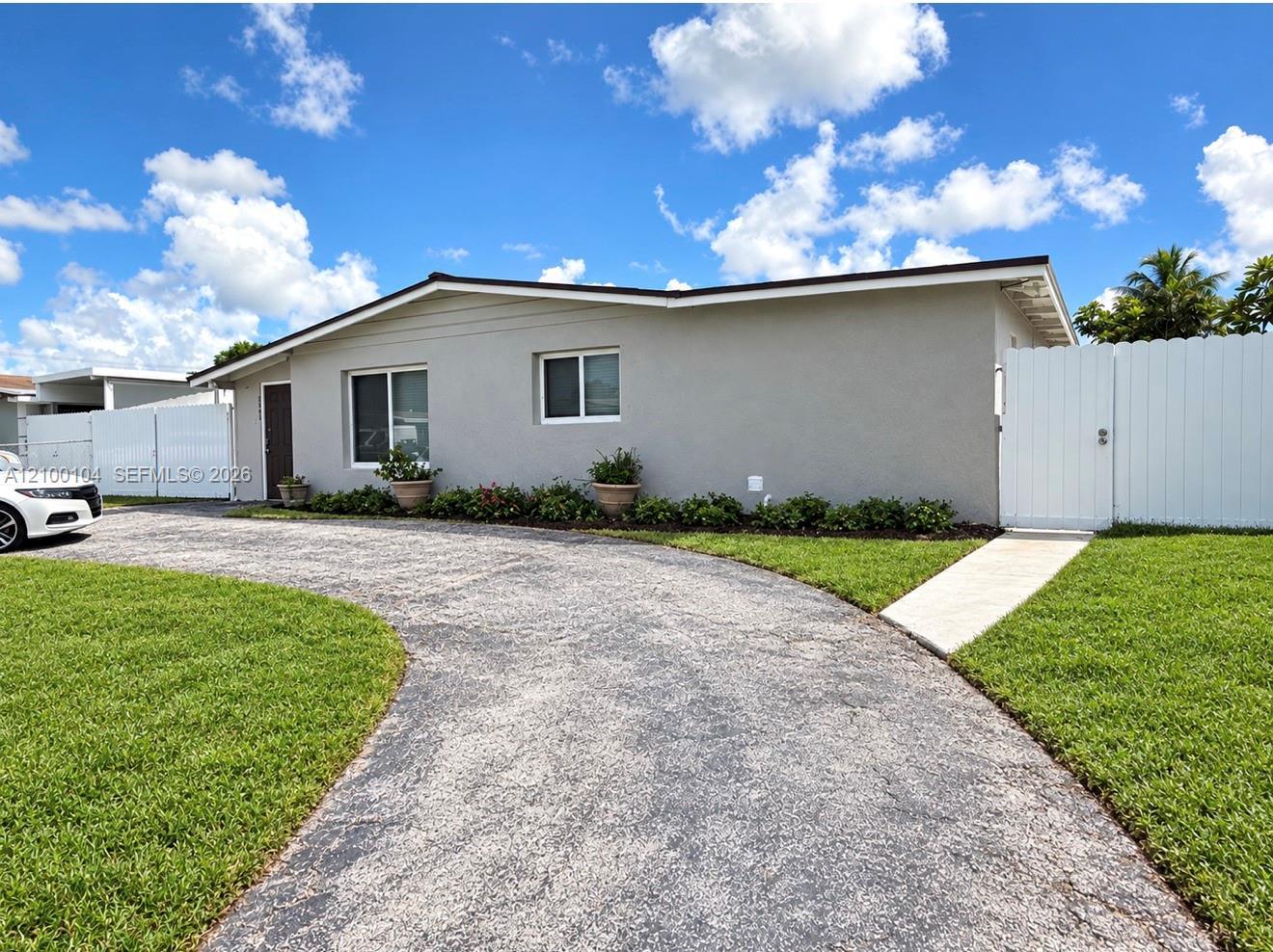 3900 SW 59th Ave # 0, Davie FL 33314