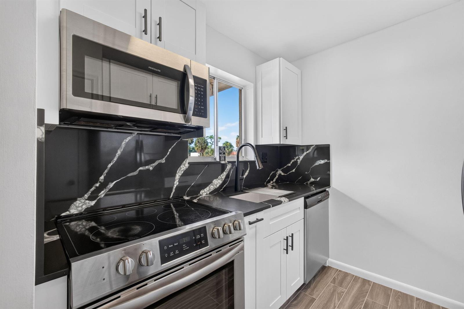 6074 Forest Hill Boulevard # 201, West Palm Beach FL 33415