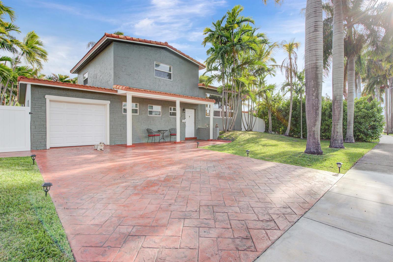 1100 NE 4TH Street, Hallandale Beach FL 33009