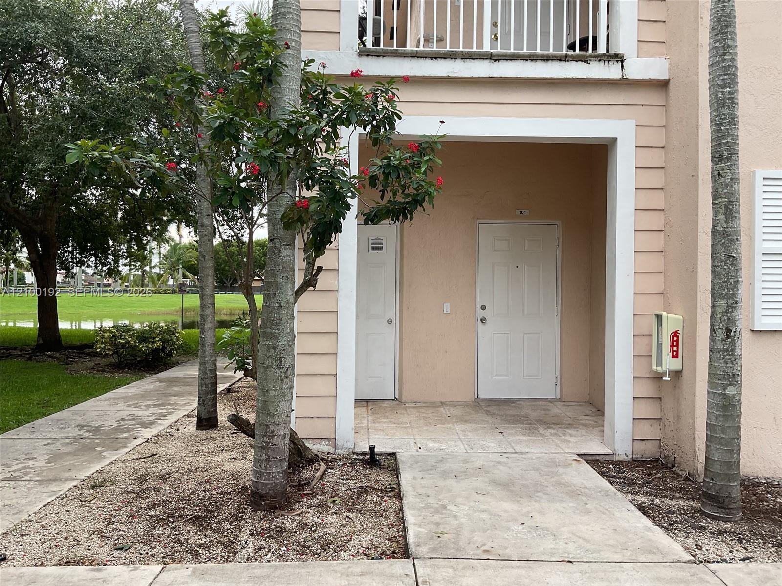 364 NE 25th Pl # 101, Homestead FL 33033