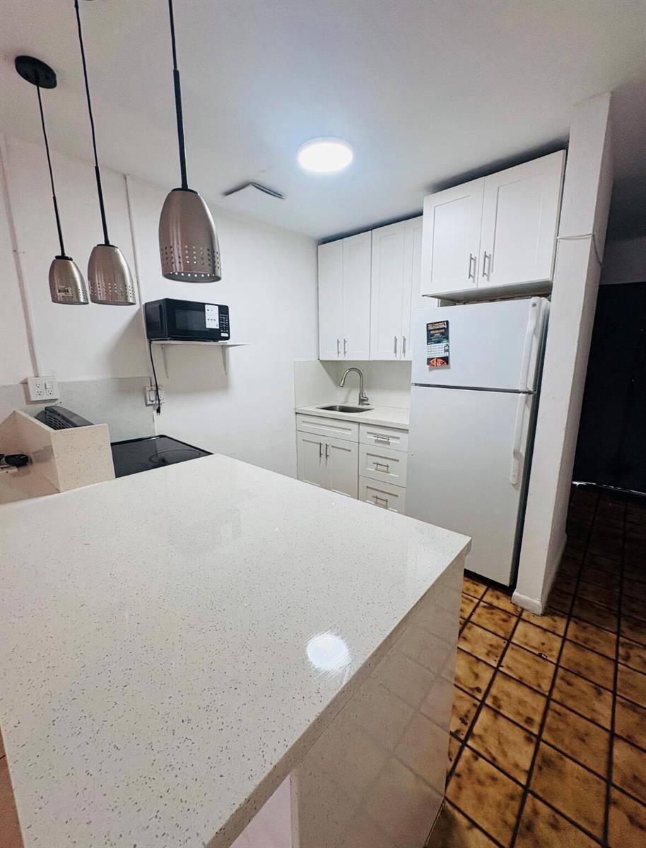 4211 SW 61st Avenue, Davie FL 33314