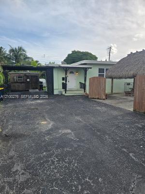 14 SE 14th St rear, Dania Beach FL 33004