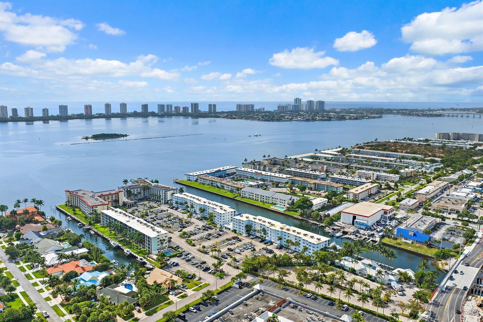 100 PARADISE HARBOUR Boulevard # 202, North Palm Beach FL 33408