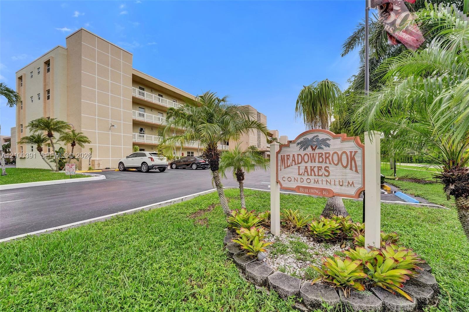 424 SE 10th St # 204, Dania Beach FL 33004