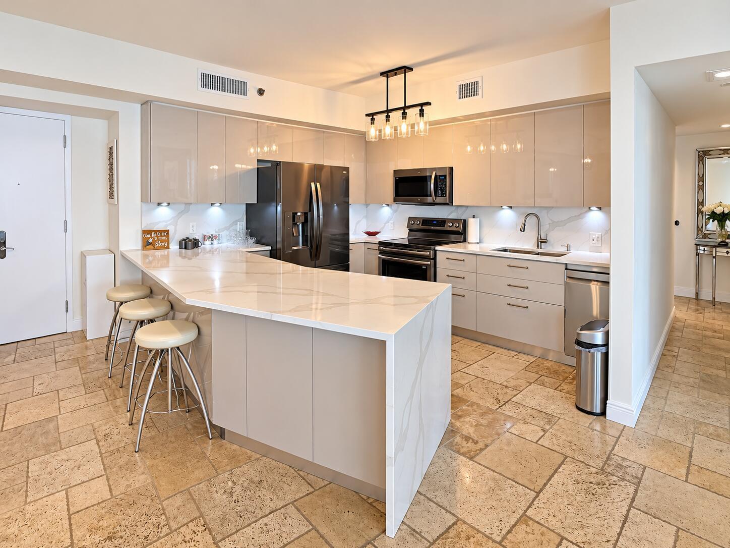 1800 S OCEAN Drive # 1210, Hallandale Beach FL 33009