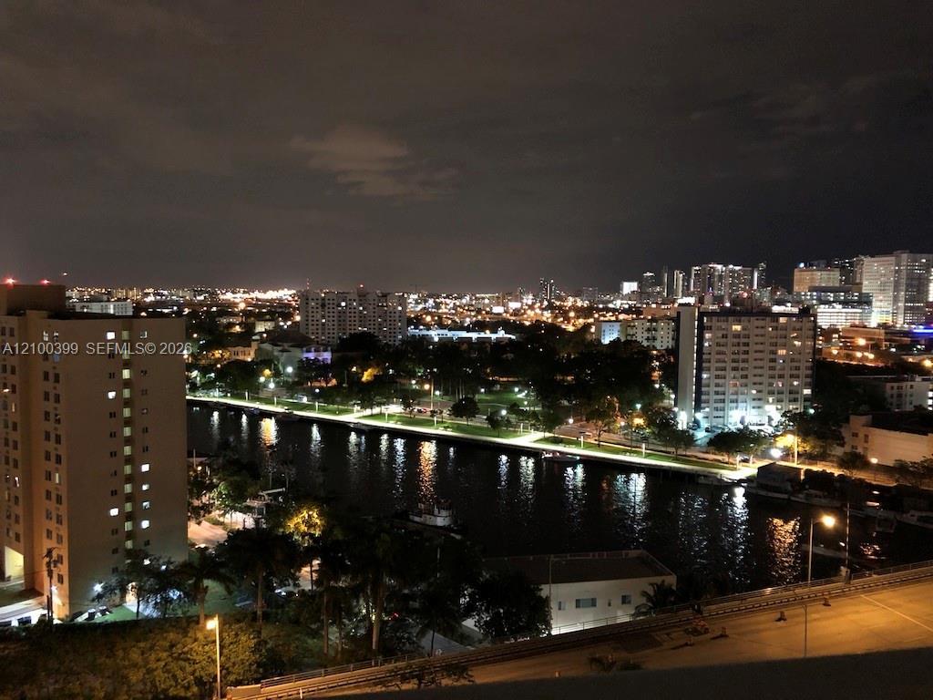 10 SW South River Dr # 1513, Miami FL 33130