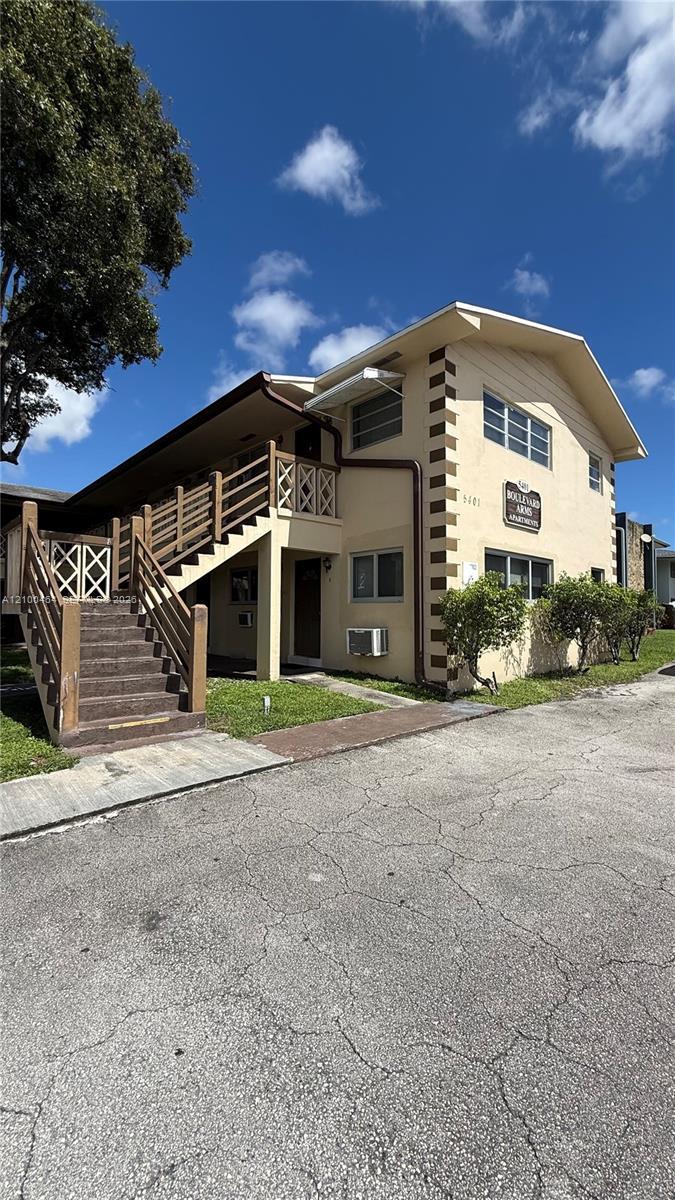 5401 Hollywood Blvd # 15, Hollywood FL 33021
