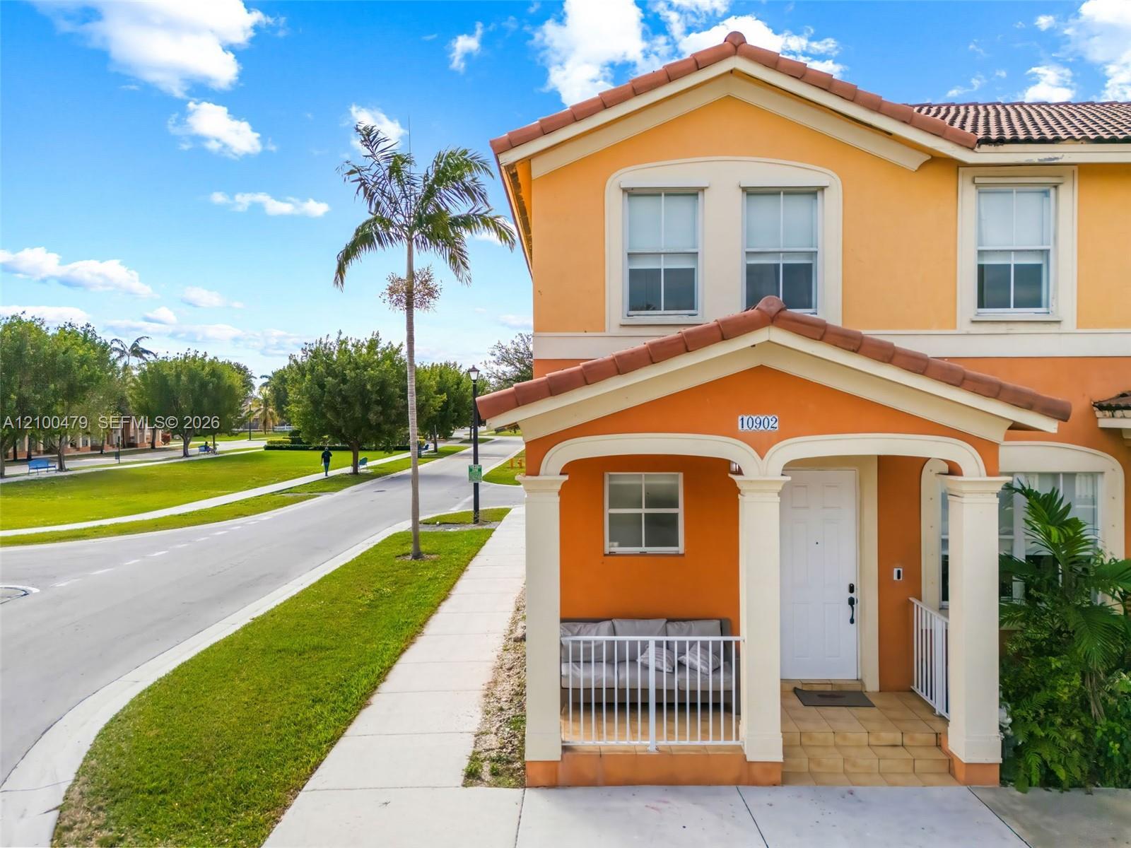 10902 SW 240th St # 10902, Homestead FL 33032