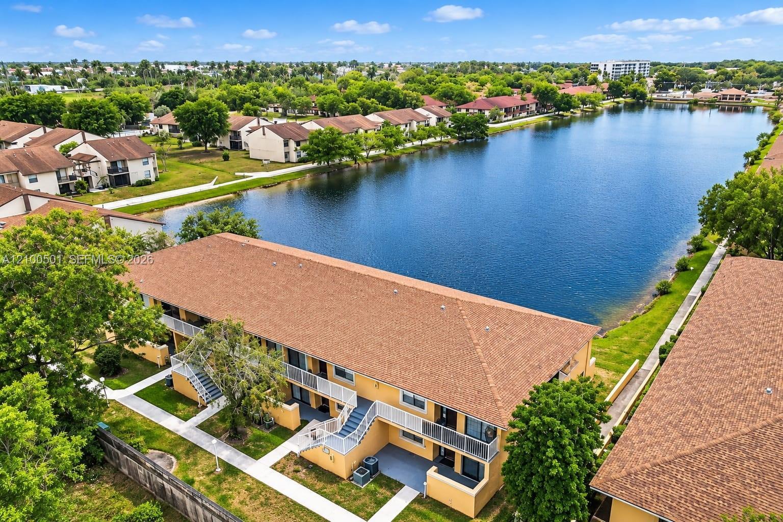 400 NW 214 st # 22, Miami Gardens FL 33169