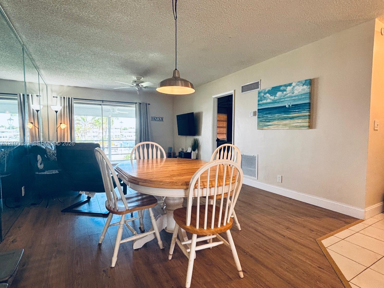 298 SE 6th Ave # 15, Pompano Beach FL 33060