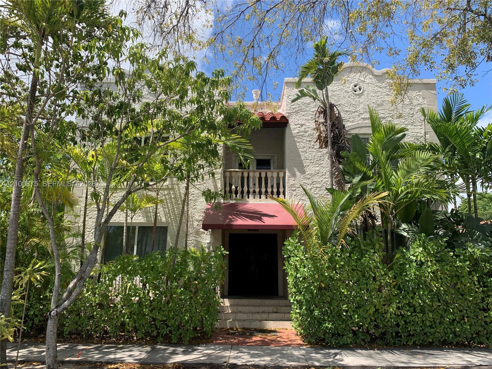 712 SW 56 AV # 6B, Coral Gables FL 33134
