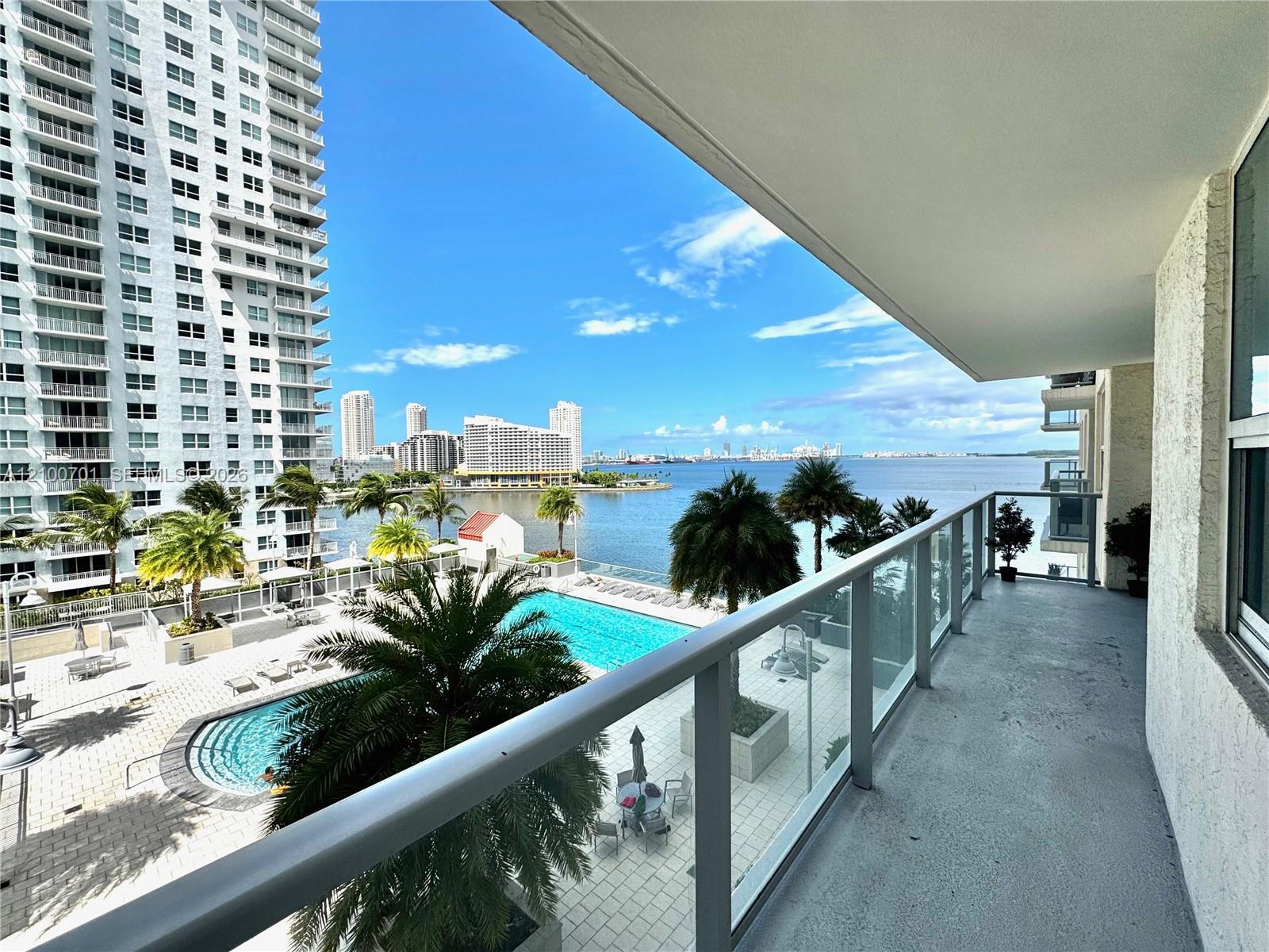 1155 Brickell Bay Dr # 906, Miami FL 33131