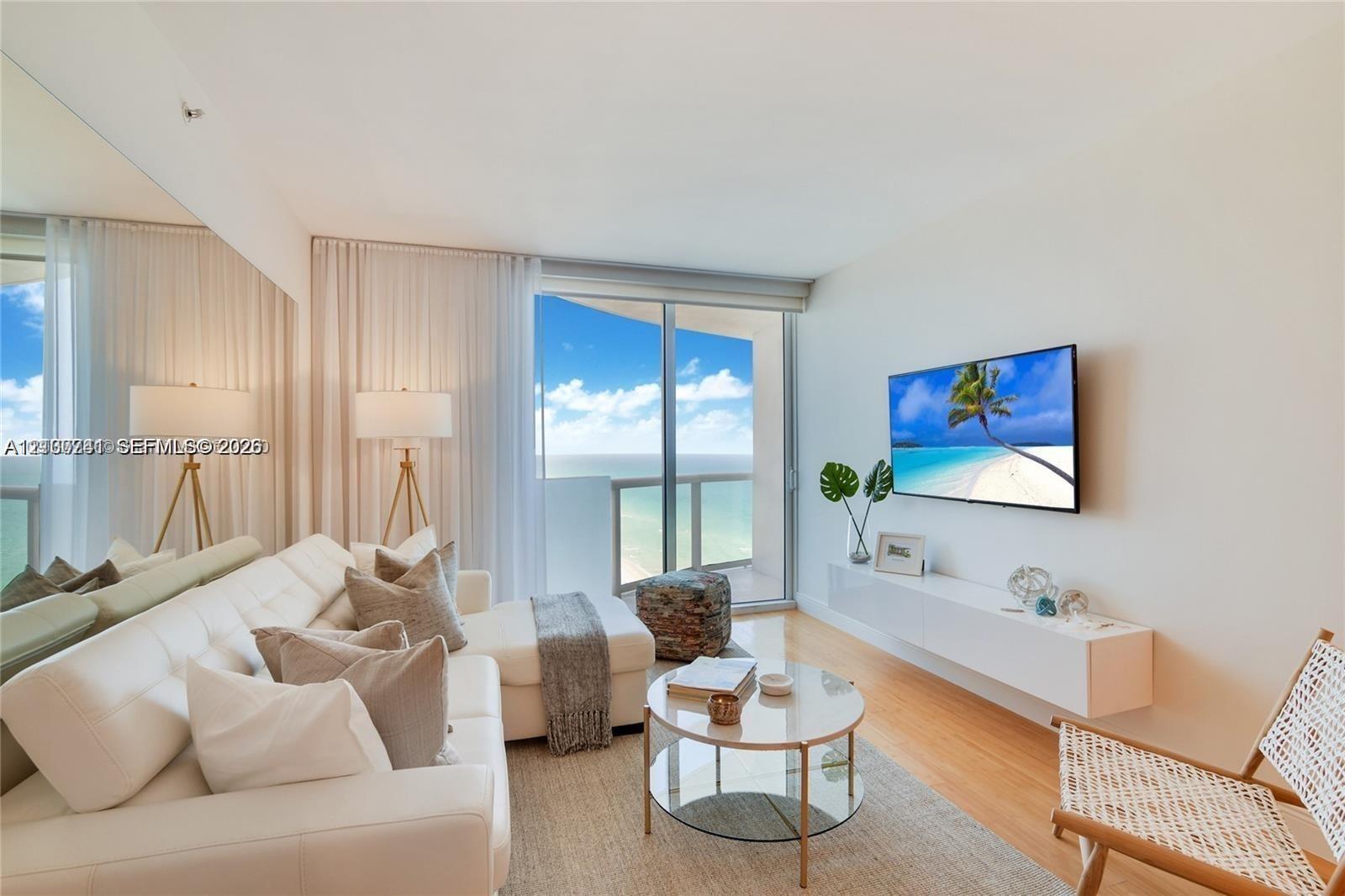 6365 Collins Ave # 2810, Miami Beach FL 33141