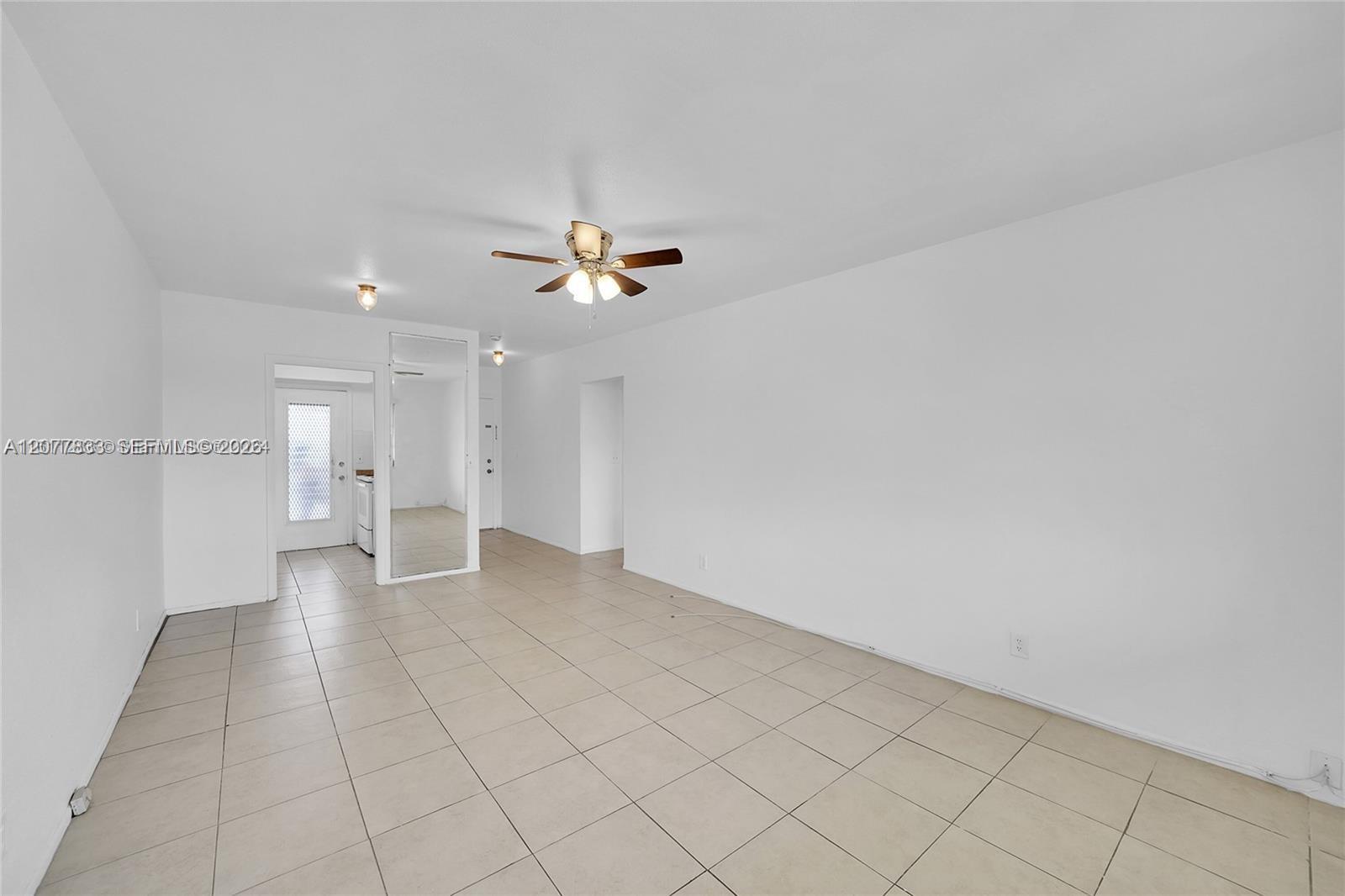 1050 E SAMPLE Road # 309, Pompano Beach FL 33064