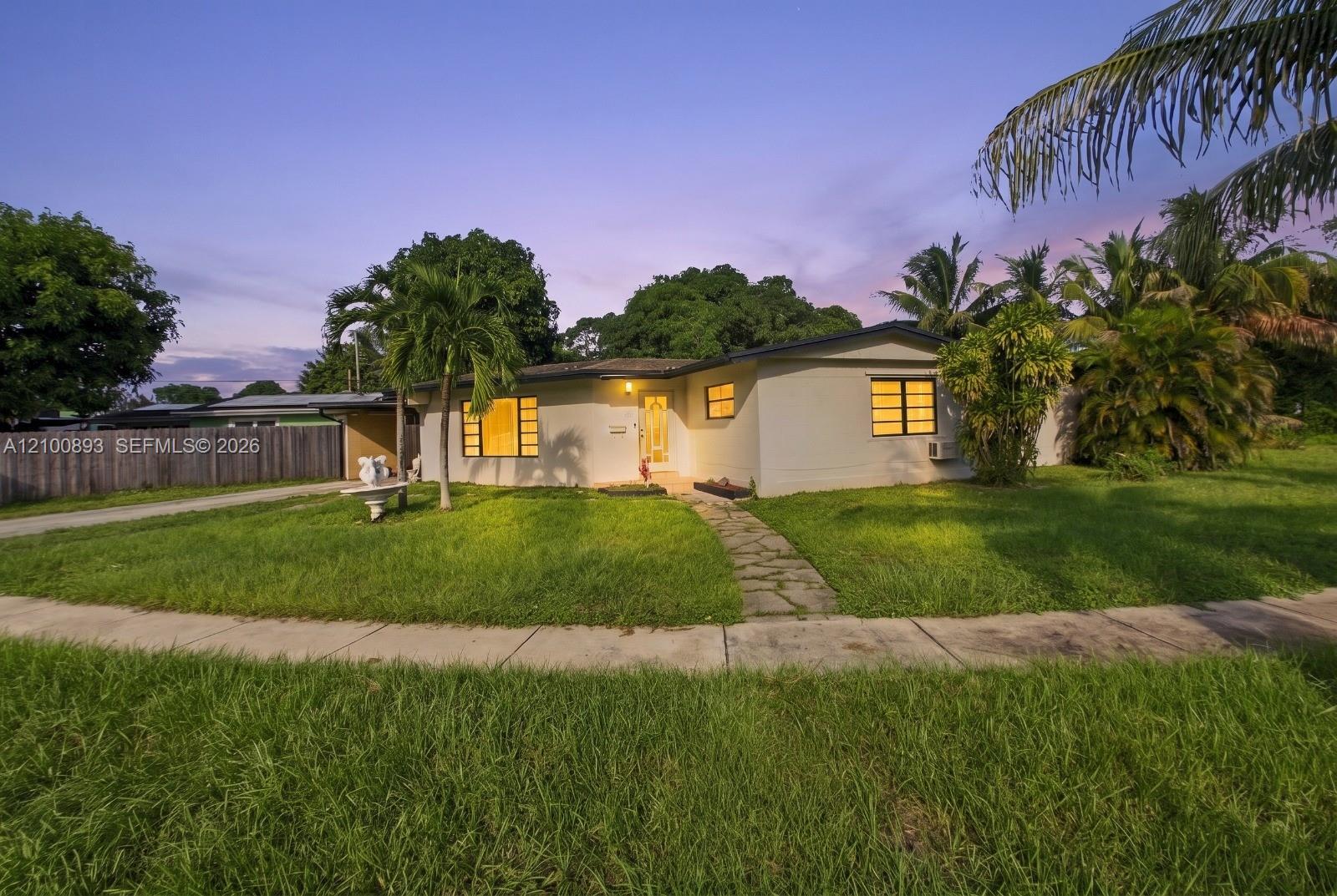 1534 NW 11th Way, Fort Lauderdale FL 33311