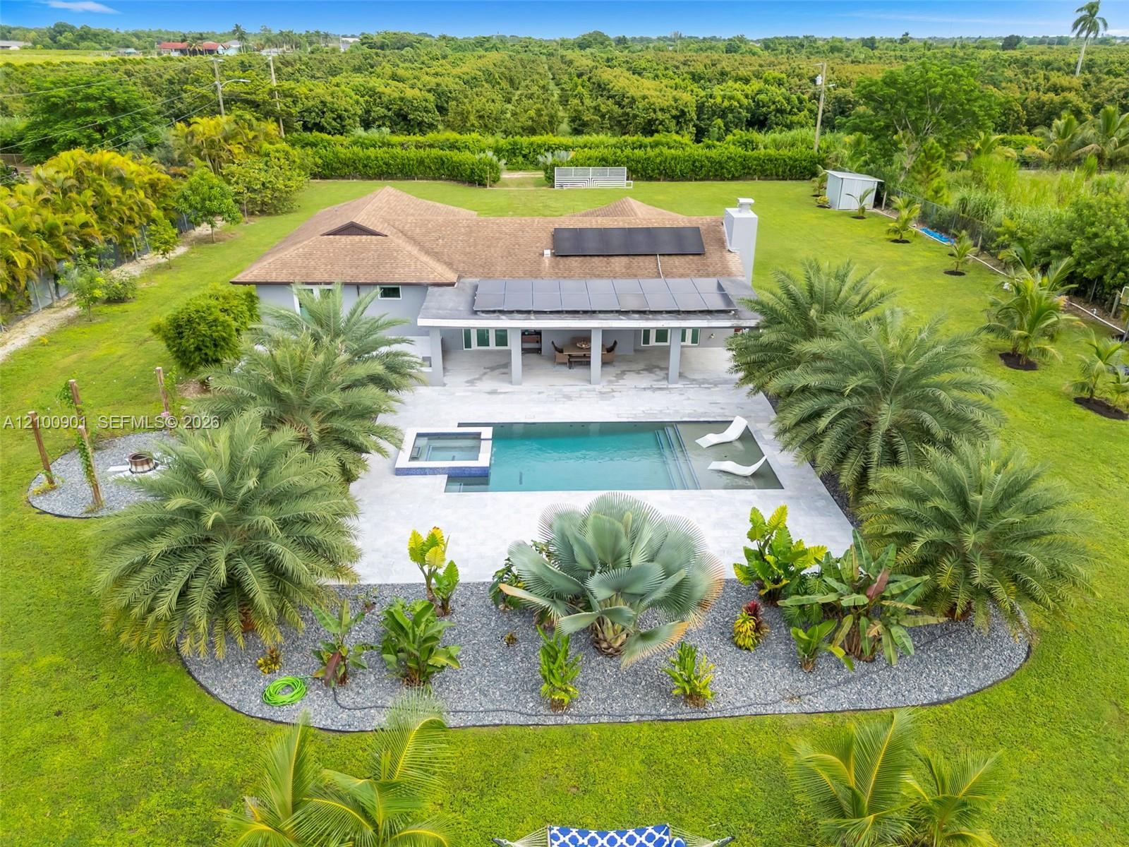 19610 SW 332nd St, Homestead FL 33034
