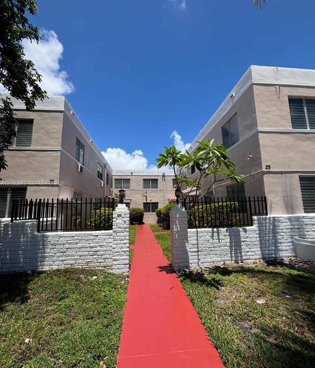 29 Navarre Ave # 6, Coral Gables FL 33134