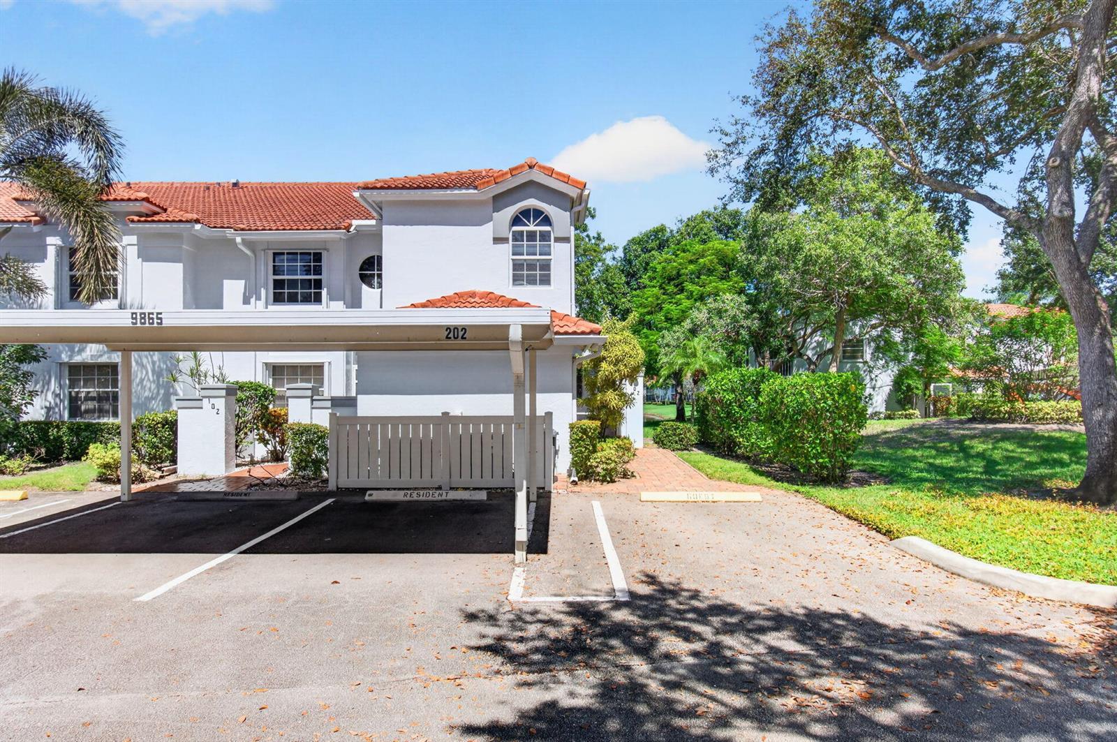 9865 Seacrest Circle # 202, Boynton Beach FL 33437