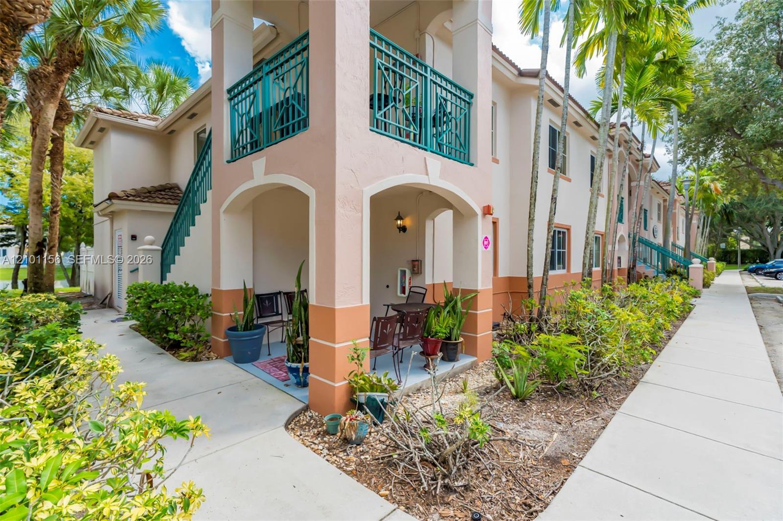 2125 NW 77th Way # 101, Pembroke Pines FL 33024