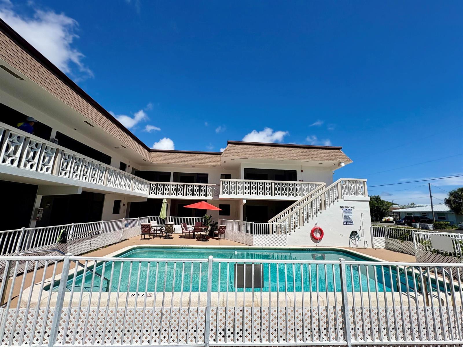 305 SE 9TH Avenue # 15, Pompano Beach FL 33060