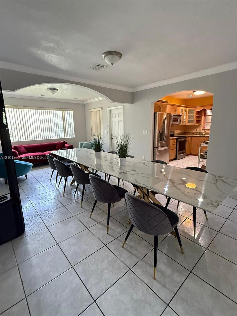 1020 NE 172nd Ter, Miami FL 33162