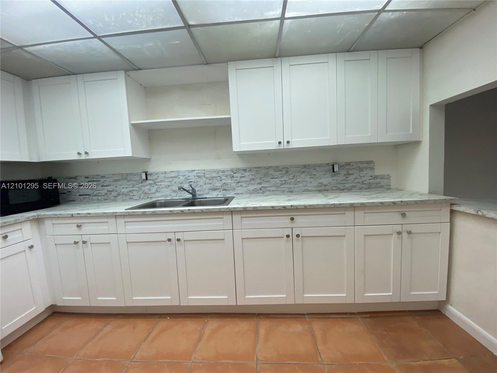 10000 NW 80 Ct # 2537, Hialeah Gardens FL 33016