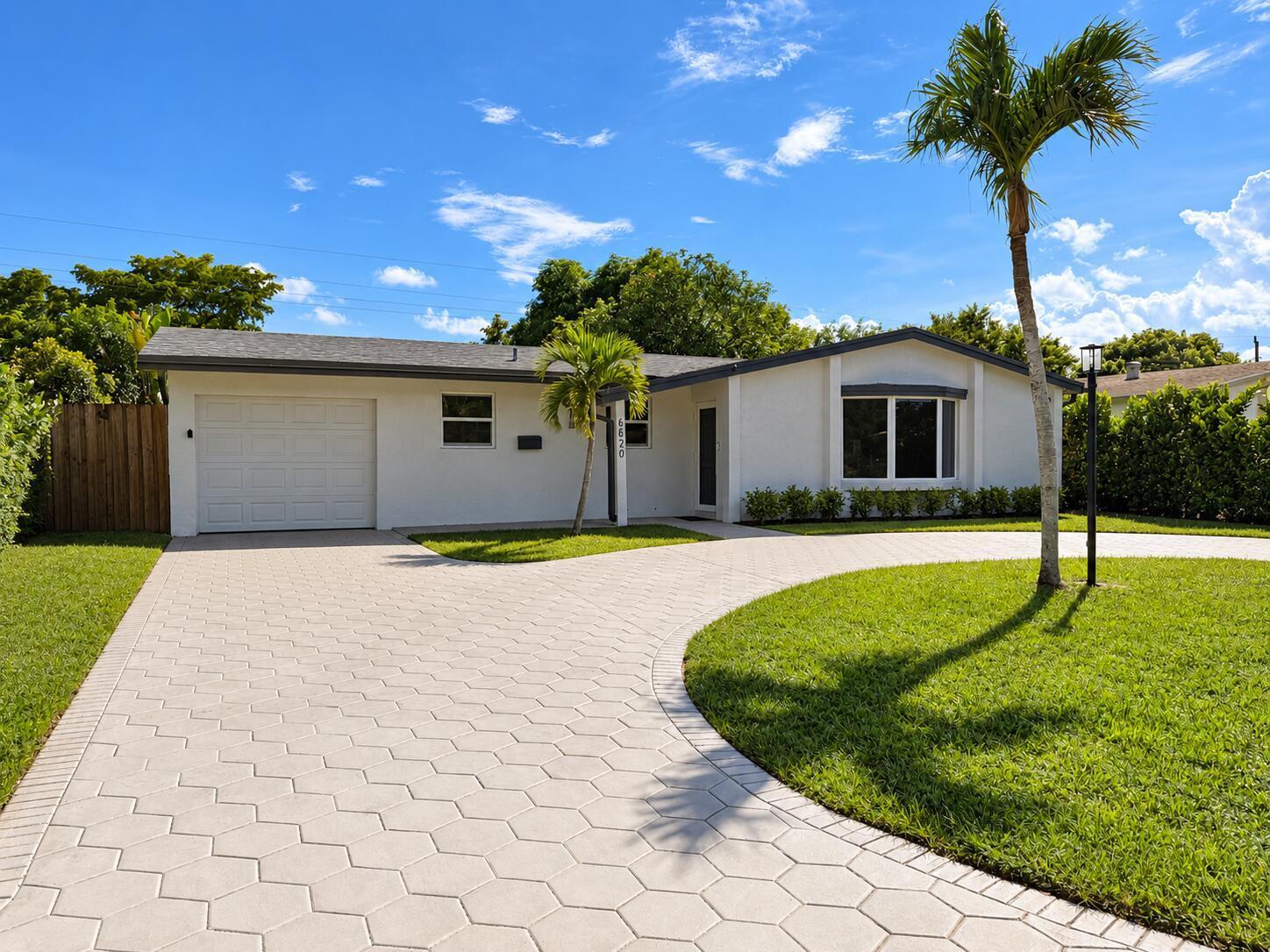 6520 HAYES Street, Hollywood FL 33024