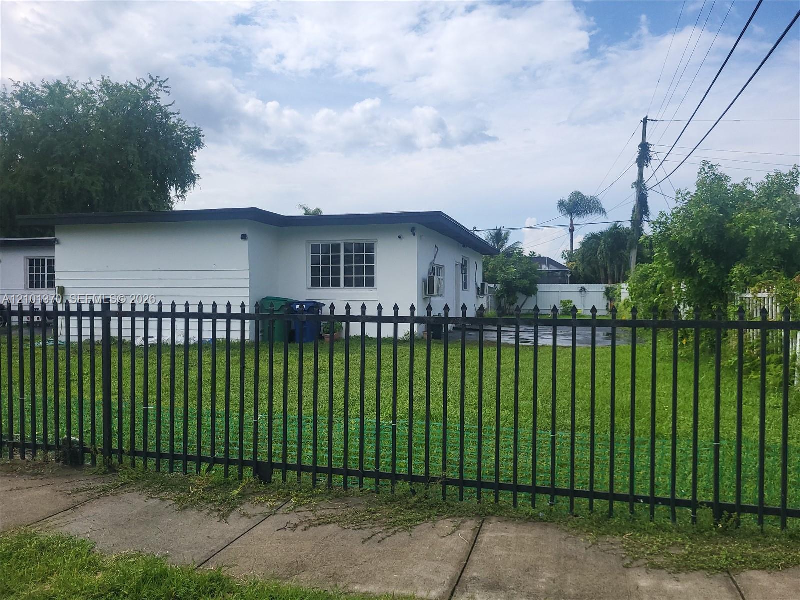 1080 NW 186th St # I080, Miami Gardens FL 33169