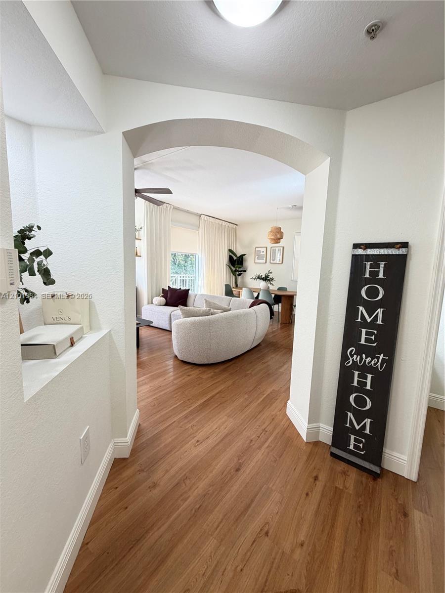 8866 W Flagler St # 207, Miami FL 33174