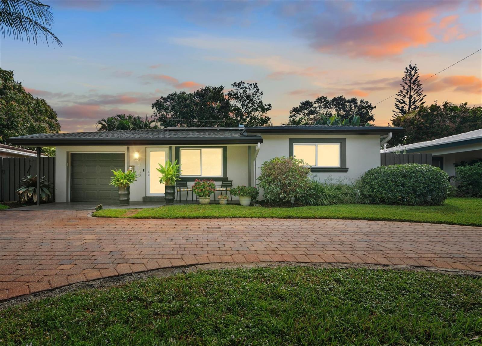 4780 NE 7TH Avenue, Oakland Park FL 33334