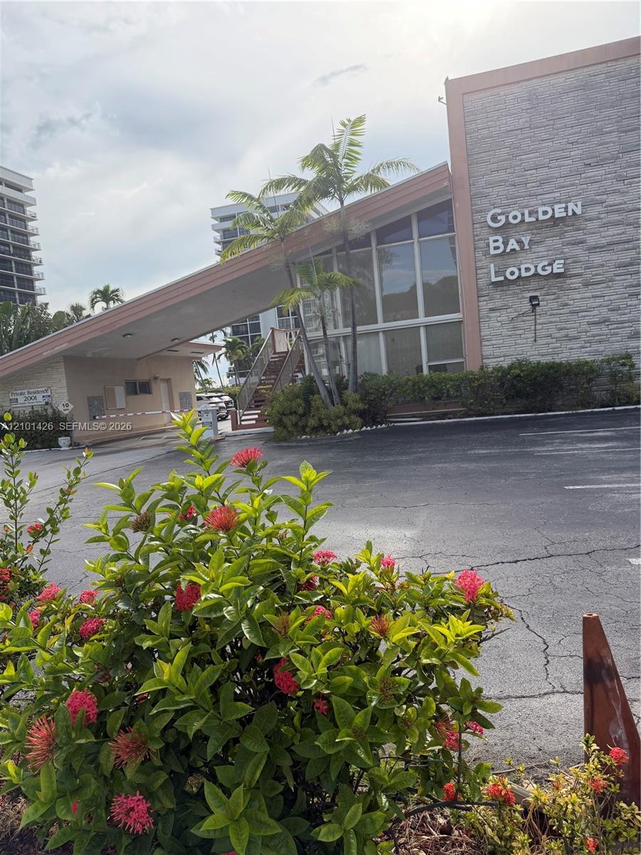 2001 S Ocean Dr # 13, Hallandale Beach FL 33009