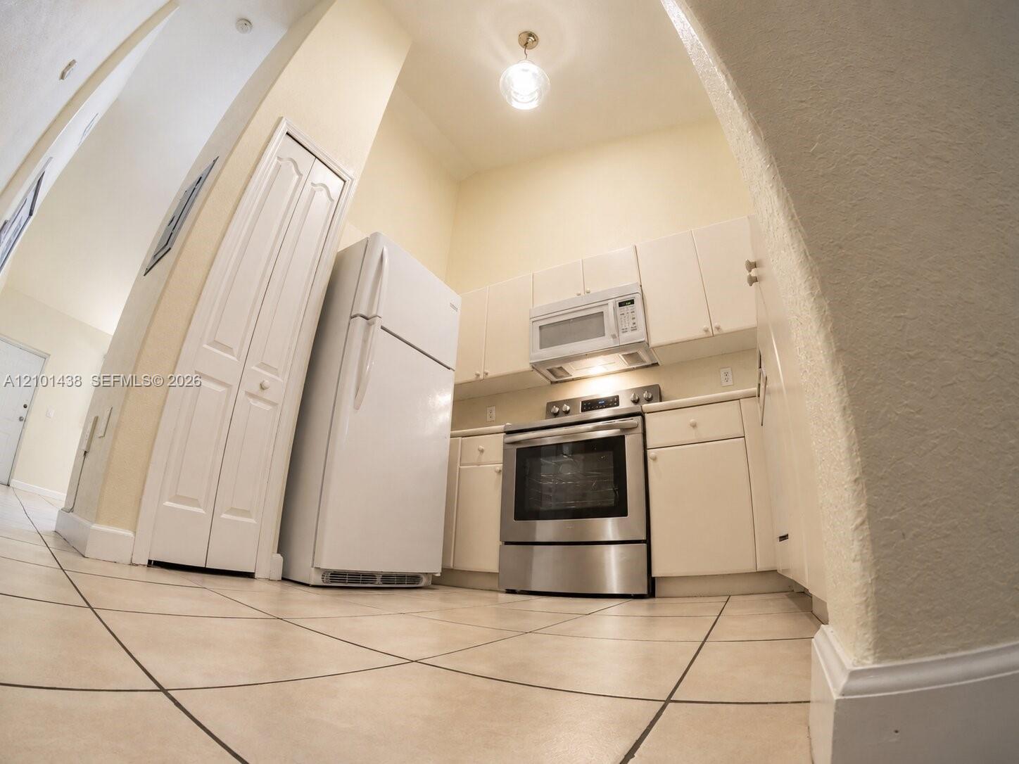 1660 SE 29th St # 206, Homestead FL 33035