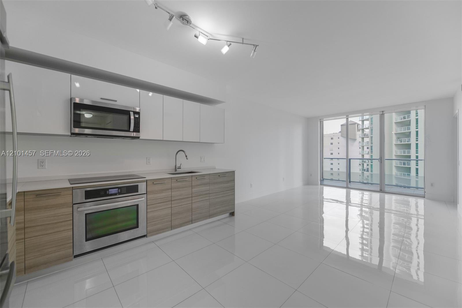 1300 Brickell Bay Dr # 1203, Miami FL 33131
