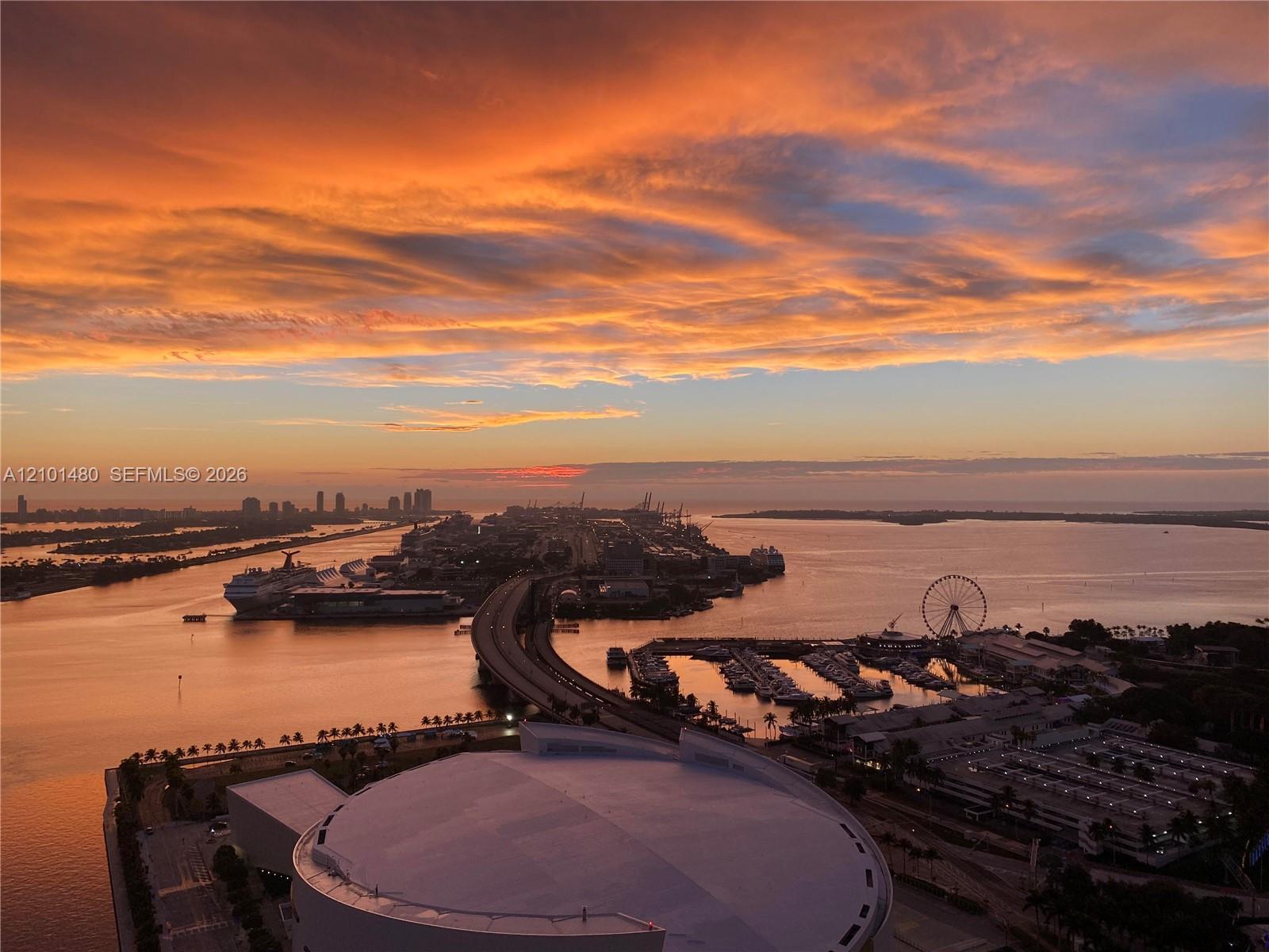 888 Biscayne Blvd # 3001, Miami FL 33132