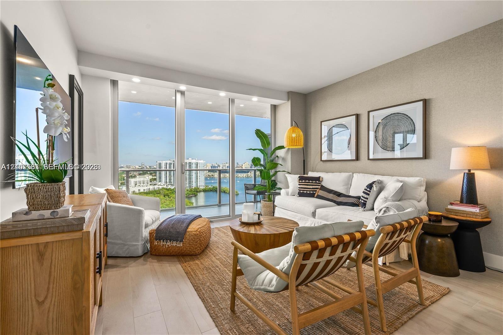 16385 Biscayne Blvd # 2406, North Miami Beach FL 33160