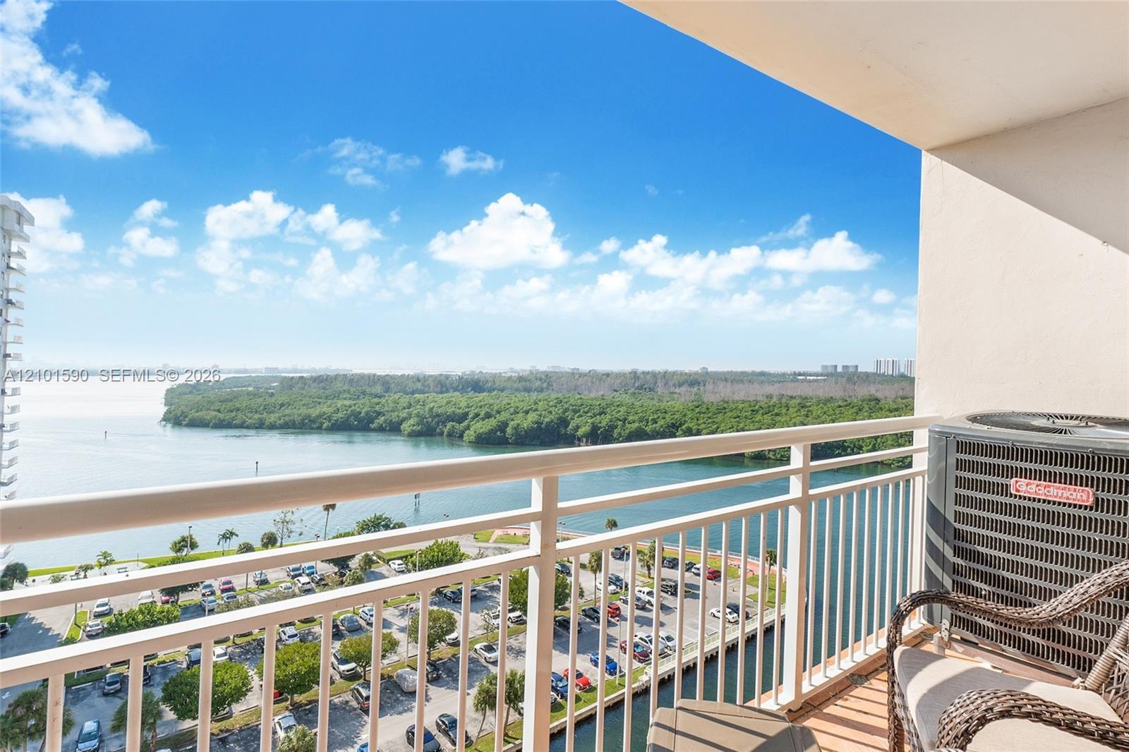 400 Kings Point Dr # 1502, Sunny Isles Beach FL 33160