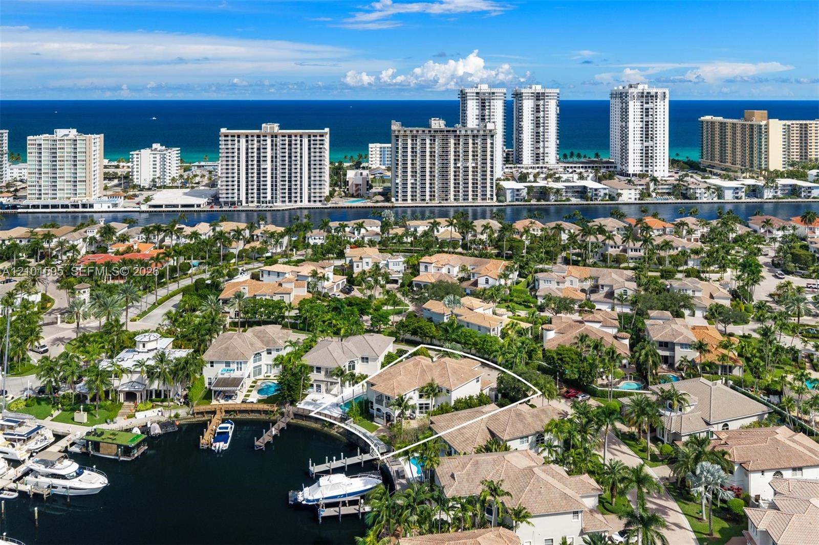 1426 Commodore Way, Hollywood FL 33019