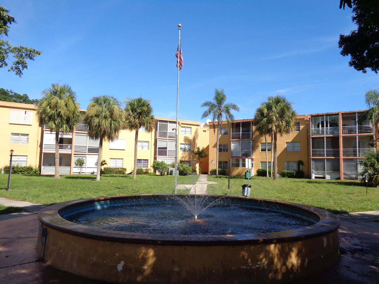 4394 NW 9TH Avenue # 1G, Deerfield Beach FL 33064