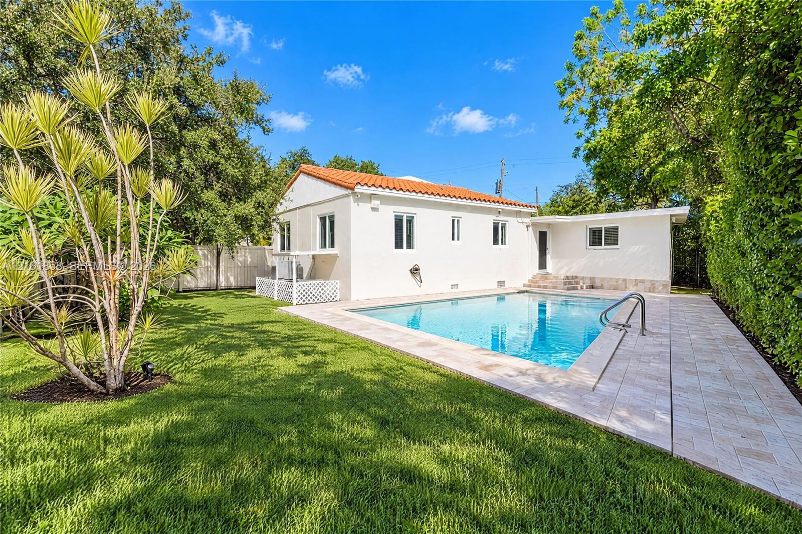 2727 Calusa St, Miami FL 33133