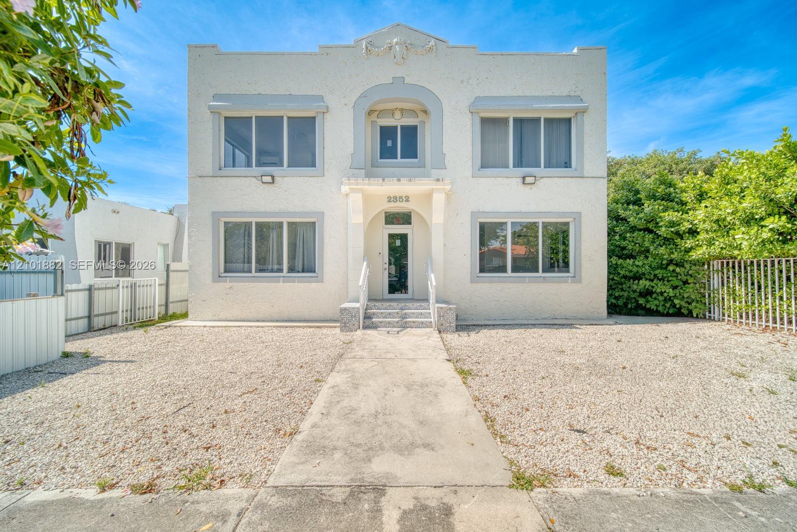 2352 SW 5th St # 1, Miami FL 33135